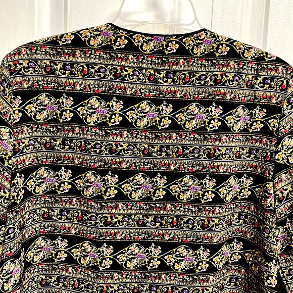 Vintage Bora Bora Black Multi Color Floral Print Long Sleeve Top Size PM - Picture 6 of 6